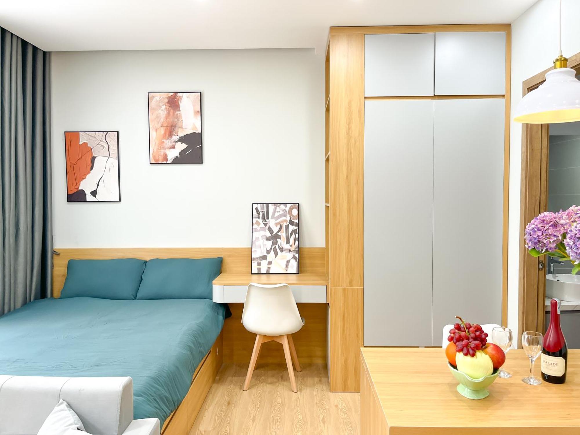 Amazing Housing Lac Long Quan - Hanoi — Photos 3